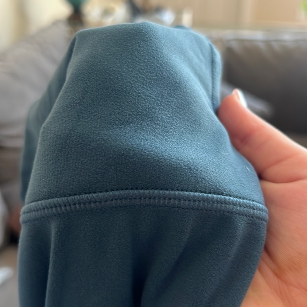 Blue lululemon leggings size, never worn